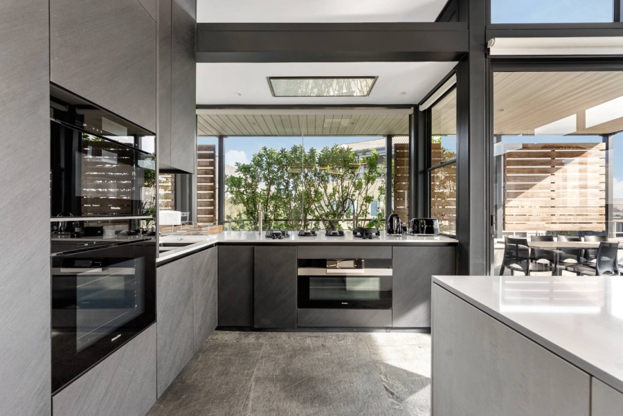 3 Bedroom Property for Sale in Waterfront Western Cape